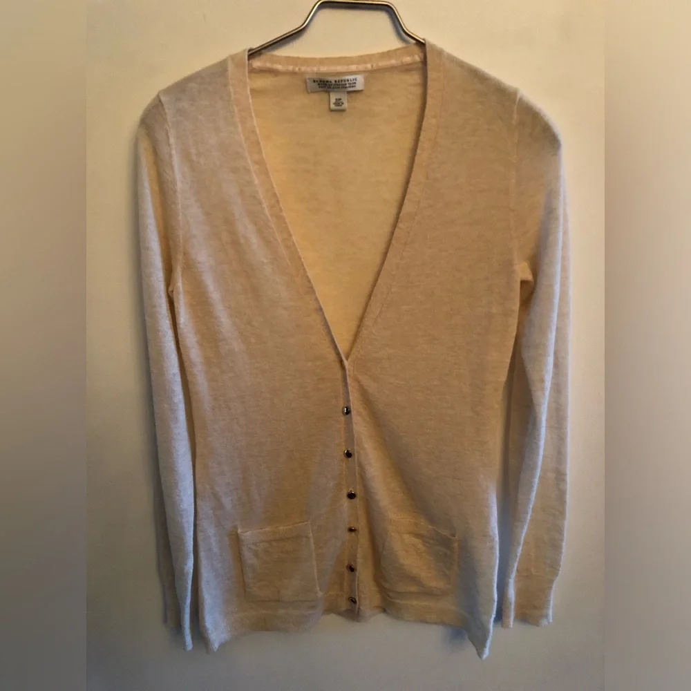 Banana Republic Merino Cashmere Beige Cardigan size small - Picture 1 of 4